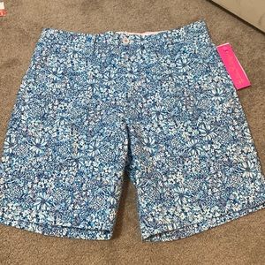 Lilly Pulitzer Men’s Beaumont shorts - Cumulus Blue - blooming together NWT
